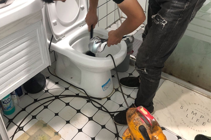 海拉尔疏通下水道