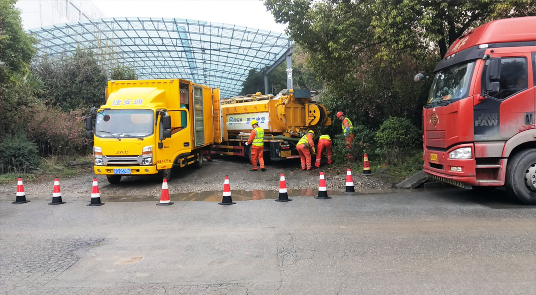 海拉尔成区雨污水管网“四位一体”检测疏通项目